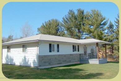 311 Ash St, Bethany, PA 18431 - photo 4