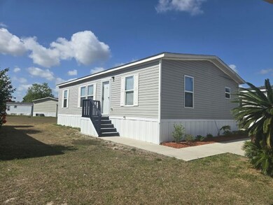 1123 Walt Williams Rd unit 22, Lakeland, FL 33809 - photo 2