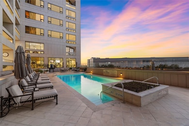 Warwick Towers unit 11E, Houston, TX 77004 - photo 5