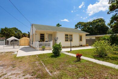 2008 Sunrise Blvd, Fort Pierce, FL 34950 - photo 2