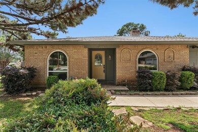 1001 Atlanta Dr, Bedford, TX 76022 - photo 4