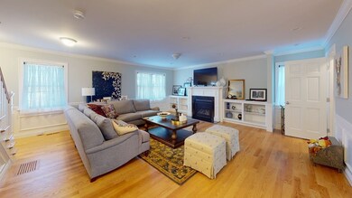 56 Albemarle Rd, Waltham, MA 02452 - photo 4