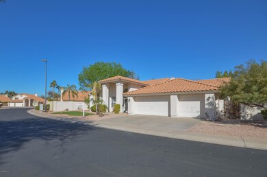 902 W Sherri Dr, Gilbert, AZ 85233 - photo 3