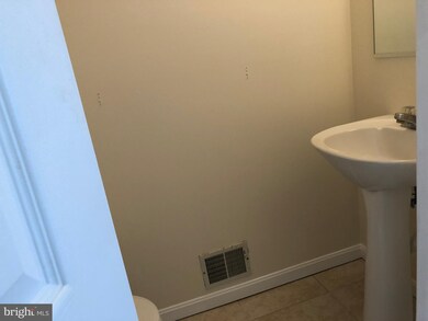 20101 Daniels Cir, Hagerstown, MD 21742 - photo 2