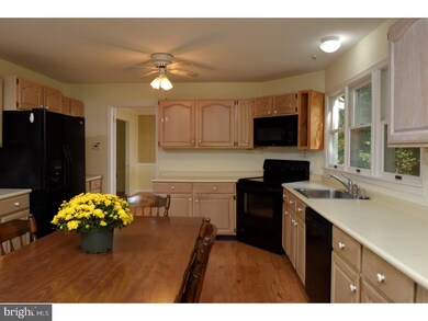 13 Springwood Dr, Princeton Junction, NJ 08550 - photo 7