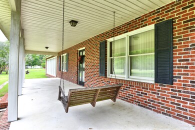 01_porch_8987