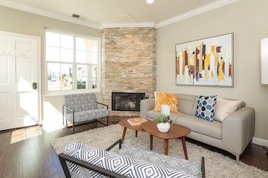 125 Concord Cir, Mountain View, CA 94040 - photo 3