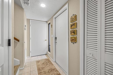 468 Lakeview Dr unit 21, Palm Harbor, FL 34683 - photo 7