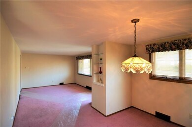 Dining Room into living room