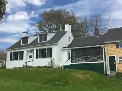Waterside house, Screened in Porch, Barn