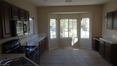6131 Squilchuck Ct, Las Vegas, NV 89139 - photo 4