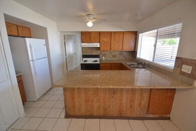 6614 W Papago St unit VI, Phoenix, AZ 85043 - photo 6