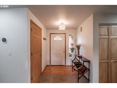 5537 Luckiamute Ln NE, Albany, OR 97321 - photo 7