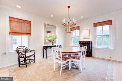 1657 31st St NW unit 206/208, Washington, DC 20007 - photo 4
