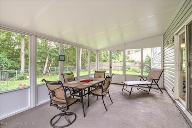 25-SUN ROOM