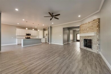 8777 Hutcheson Hill Rd, Springtown, TX 76082 - photo 7