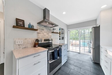 80 Farwell St, Natick, MA 01760 - photo 5