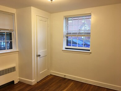6 Garden Ct unit 5, Cambridge, MA 02138 - photo 4