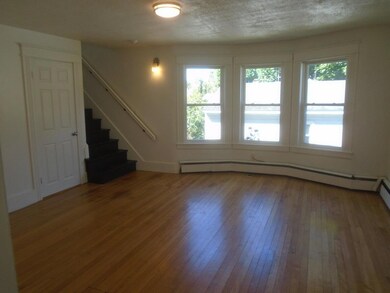 6 Living room