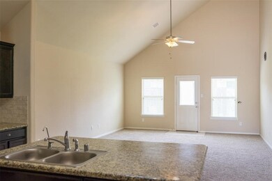 5180 Kendall Cove Ct, Alvin, TX 77511 - photo 5
