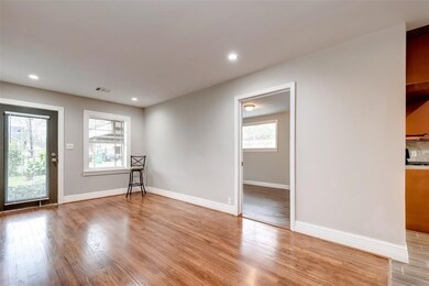 705 Barkley St, Houston, TX 77022 - photo 5