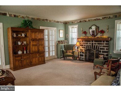 40 Merwood Dr, Upper Darby, PA 19082 - photo 5