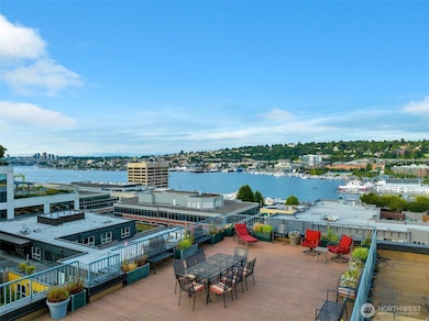 900 Aurora Ave N unit 204, Seattle, WA 98109 - photo 2