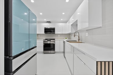 Silver Thatch Atlantic Plaza unit 422, Pompano Beach, FL 33062 - photo 5