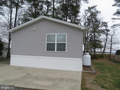 151 Ocean Oval Dr, Berlin, MD 21811 - photo 3