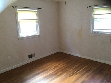 18 Foster St, Danvers, MA 01923 - photo 6