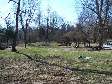 7106 E Manslick Rd, Louisville, KY 40228 - photo 7