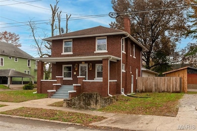 420 W Church St, Benton, IL 62812 - photo 3