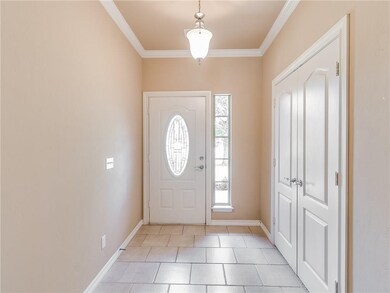 Sizeable foyer w/large coat closet
