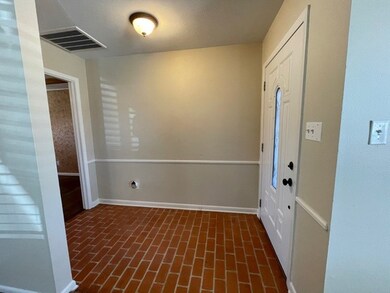 515 Inwood St, Tomball, TX 77375 - photo 4