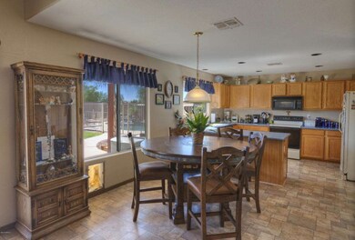 003_Breakfast-Kitchen areas