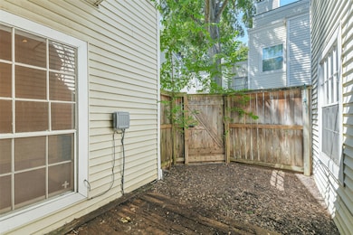 9809 Richmond Ave unit 3, Houston, TX 77042 - photo 5