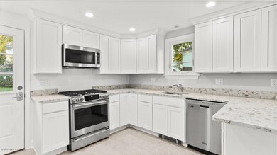 37 Riverside Ln, Riverside, CT 06878 - photo 7