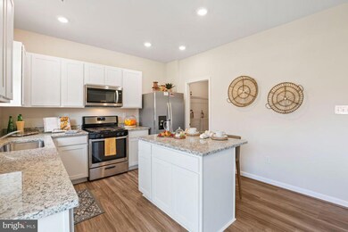 2078 Pomona Way, Frederick, MD 21702 - photo 7