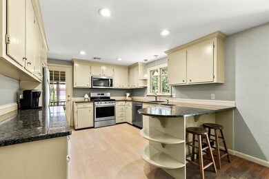 53 Mayhew Rd, Attleboro, MA 02703 - photo 4