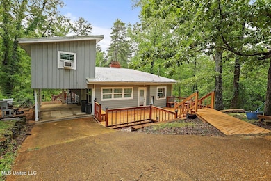 03-107 Lakeview Cir