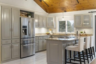 214 Pond St, Dunstable, MA 01827 - photo 2