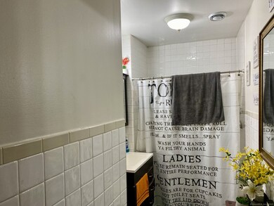 21 Trinity St unit 23, New Britain, CT 06051 - photo 5