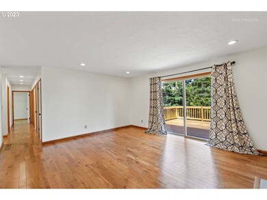 12715 SW Bowmont St, Portland, OR 97225 - photo 5