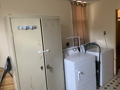 41 Tompkins St, Staten Island, NY 10304 - photo 7