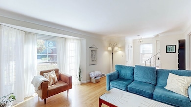 1206 Castleton Rd, Cleveland, OH 44121 - photo 5