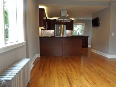 679 Read St, Attleboro, MA 02703 - photo 4