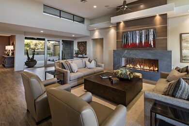 007_Living Room