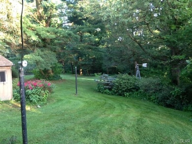 2308 Riverbend Rd, Allentown, PA 18103 - photo 3