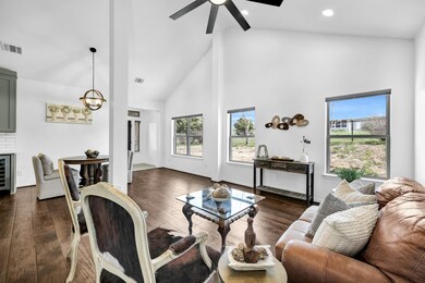 101 Emma Call Ct, Decatur, TX 76234 - photo 2