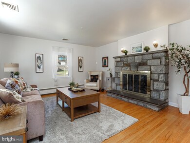 67 Price St, Bala Cynwyd, PA 19004 - photo 2